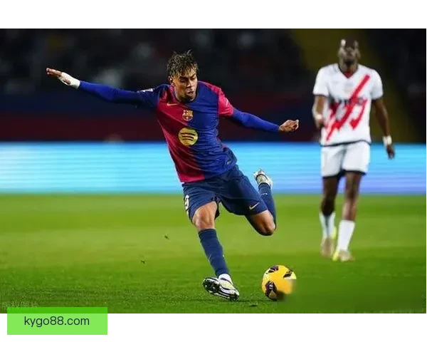 亚马尔与巴萨续约年薪近3.2亿元 引发年轻球员市场大震动